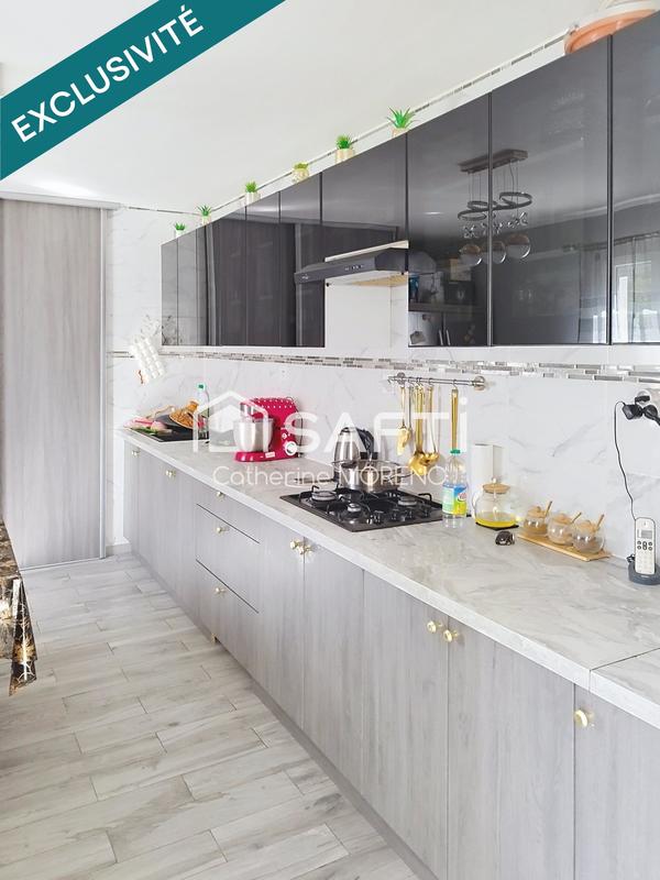 Maison - 179 m² - 6 pièces