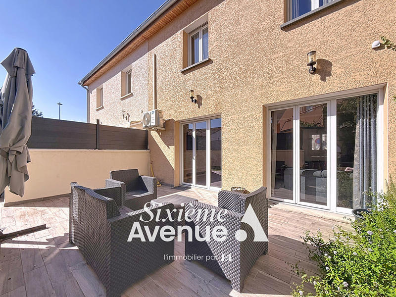 Maison - 80 m² - 4 pièces