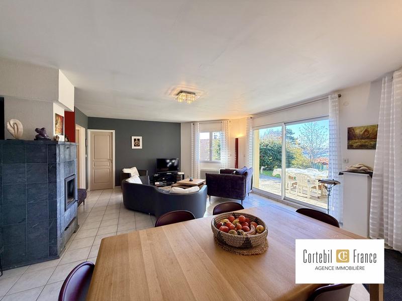 Maison - 193 m² - 5 pièces