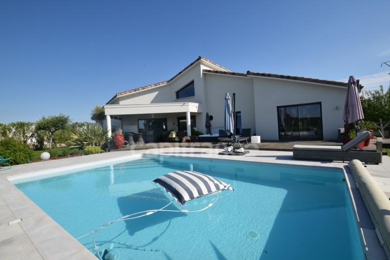 Villa - 160 m² - 5 pièces