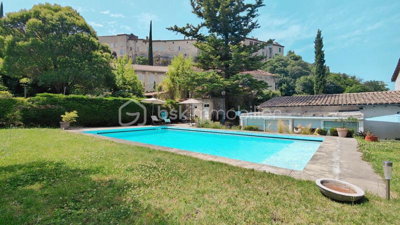 Maison de maîtres - 190 m² - 10 pièces