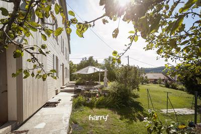 Maison - 548 m² - 13 pièces