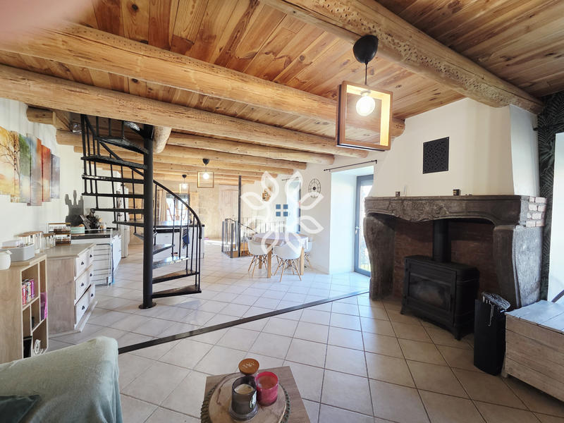 Maison - 120 m² - 5 pièces