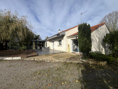 Maison - 105 m² - 4 pièces