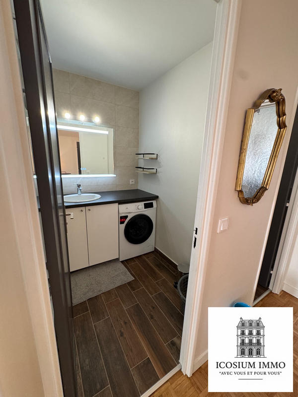 Appartement - 90 m² - 3 pièces