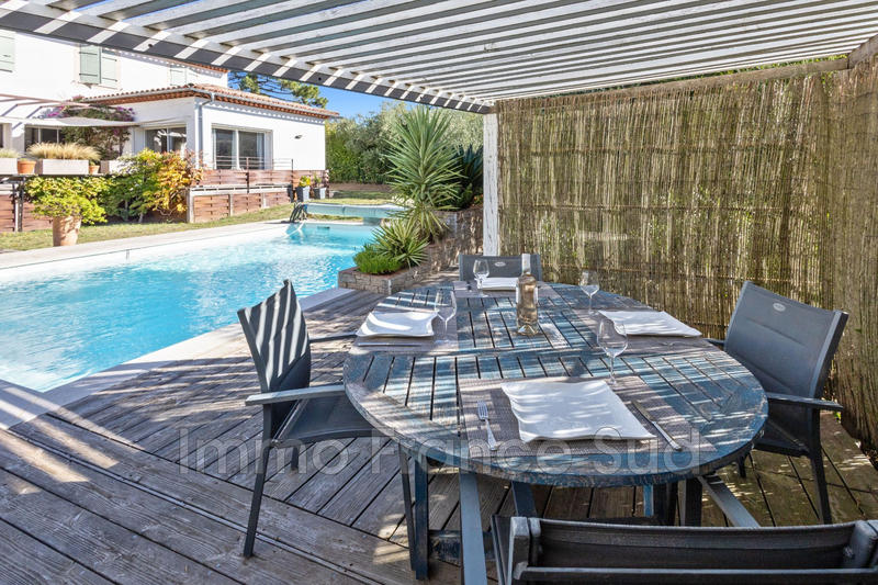 Maison chambre d'hôtes - 320 m² - 12 pièces