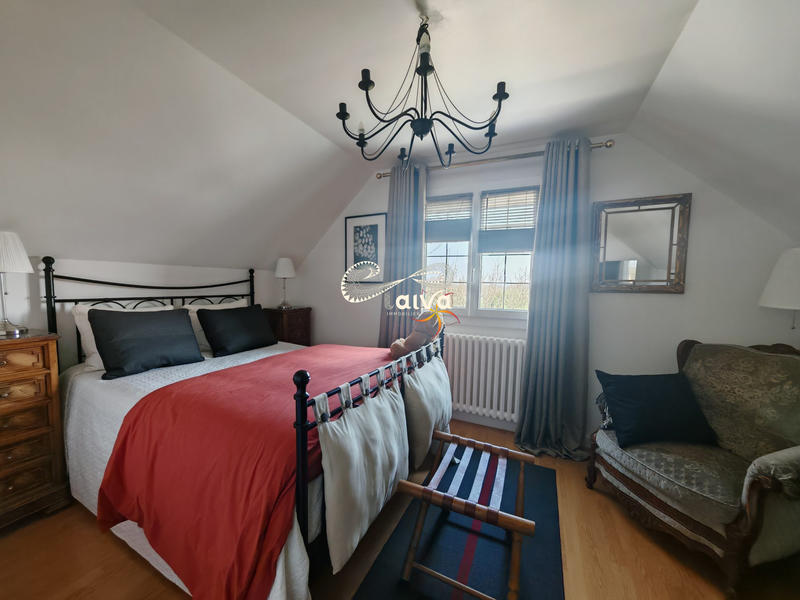 Maison traditionnelle - 120 m² - 6 pièces