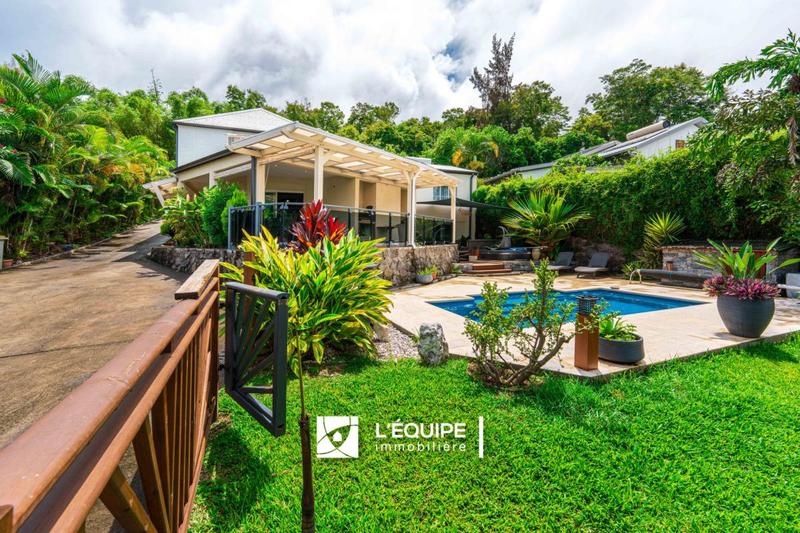 Villa - 170 m² - 6 pièces