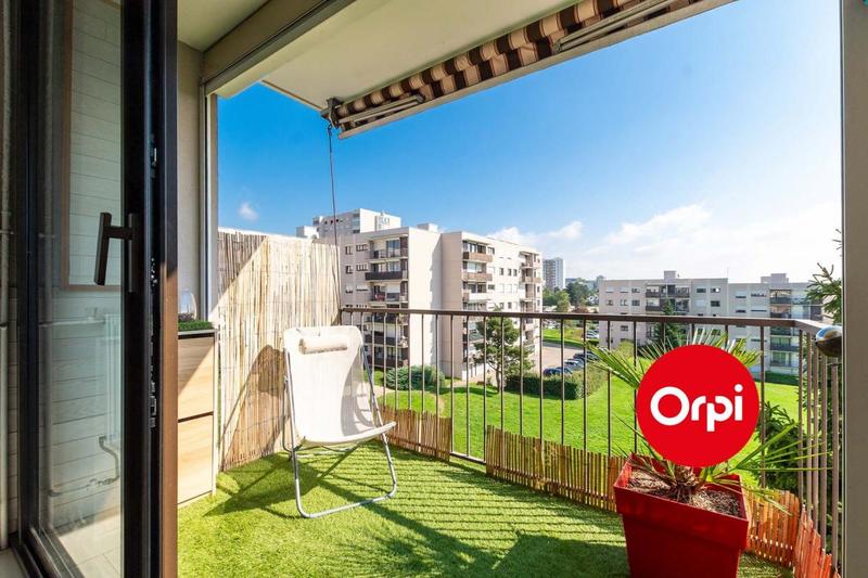 Appartement - 80 m² - 4 pièces