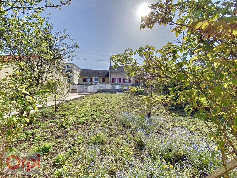 Maison - 90 m² - 3 pièces