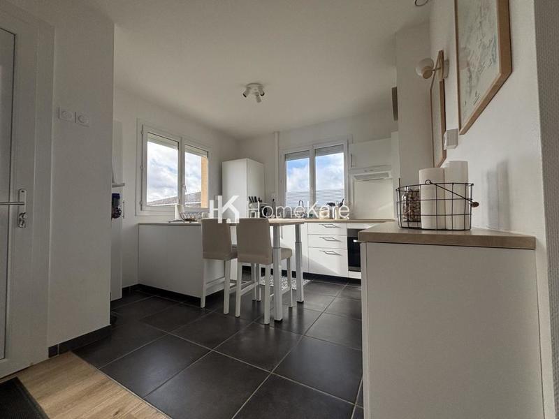 Appartement - 80 m² - 3 pièces