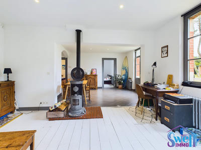 Maison - 170 m² - 8 pièces