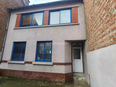 Maison - 104 m² - 4 pièces