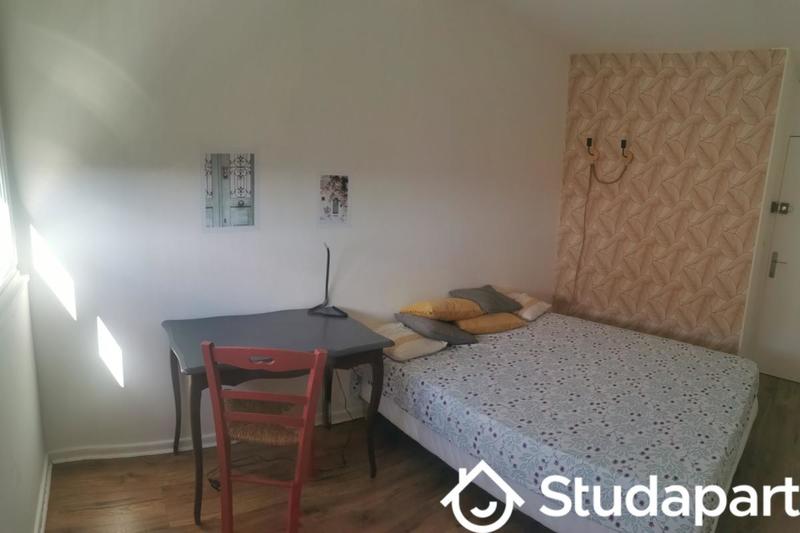 Chambre - 16 m² - 1 pièce