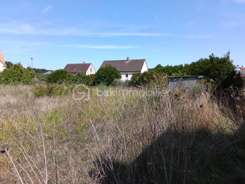 Terrain constructible - 824 m²