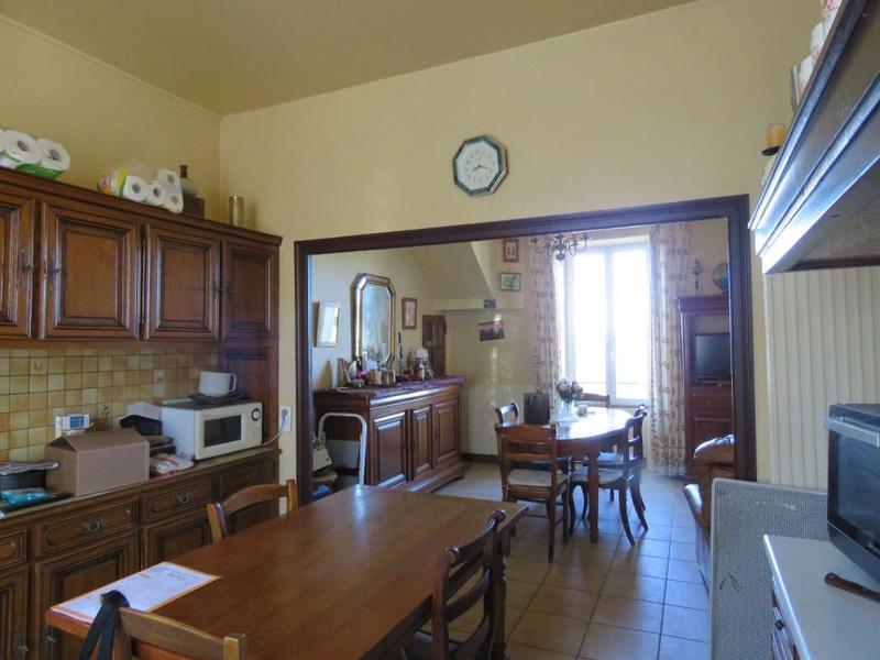 Maison - 102 m² - 5 pièces