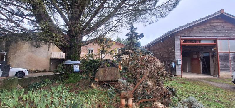 Maison - 212 m² - 10 pièces