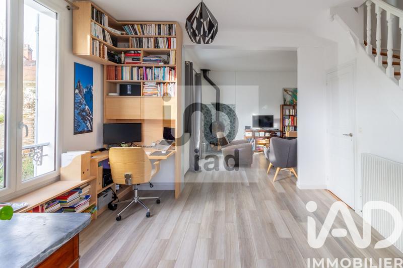 Maison - 90 m² - 5 pièces