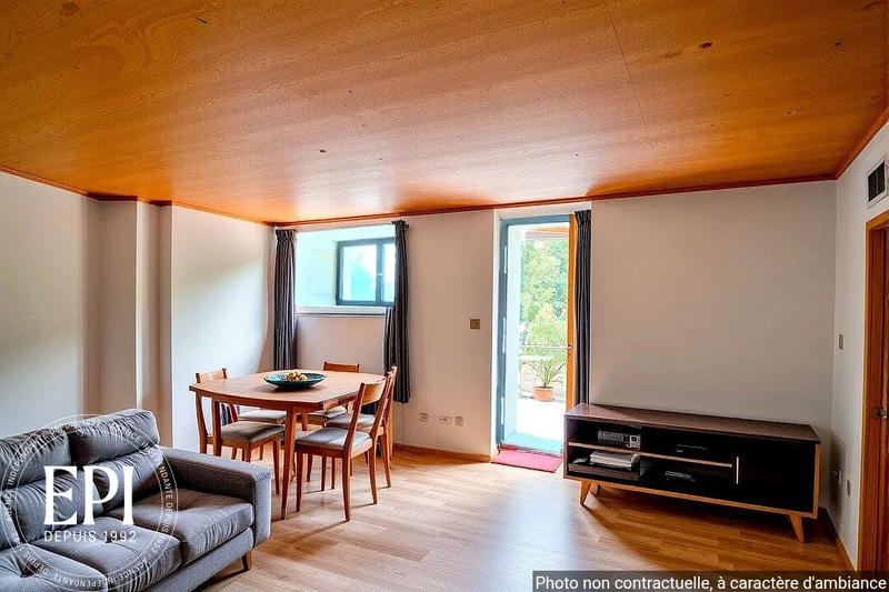 Propriété - 450 m² - 10 pièces