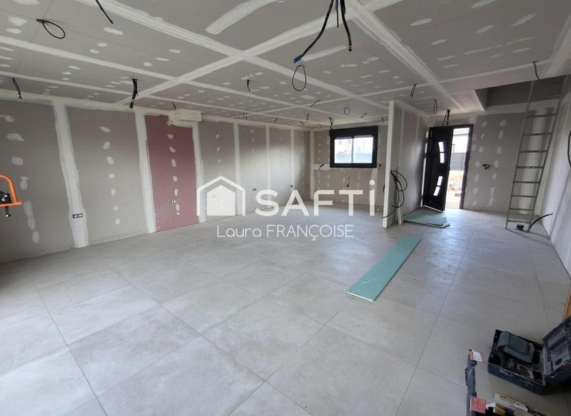 Maison - 121 m² - 5 pièces