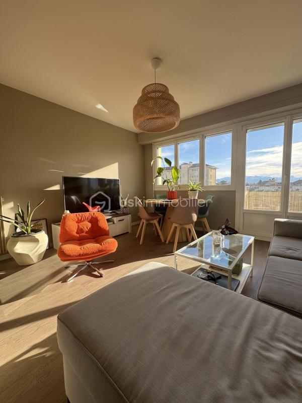 Appartement - 61 m² - 3 pièces