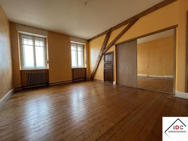 Appartement - 173 m² - 5 pièces