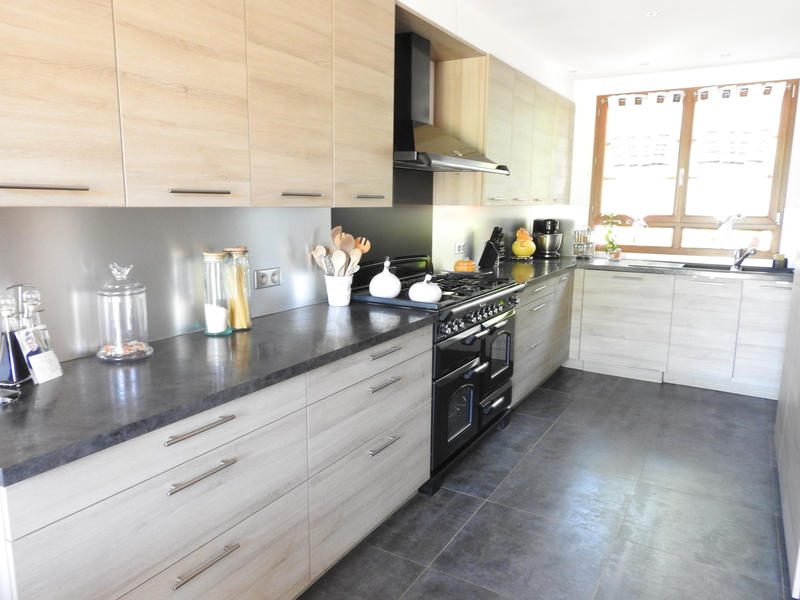 Maison - 139 m² - 6 pièces