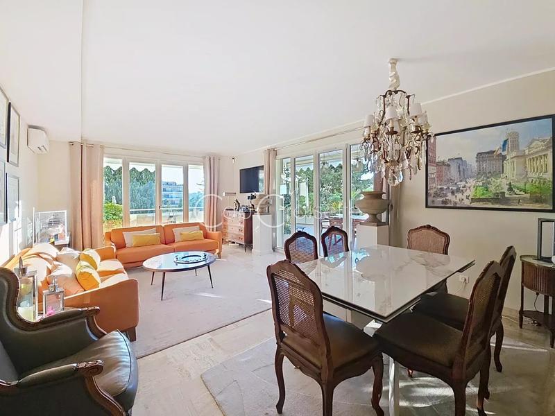 Appartement - 109 m² - 4 pièces