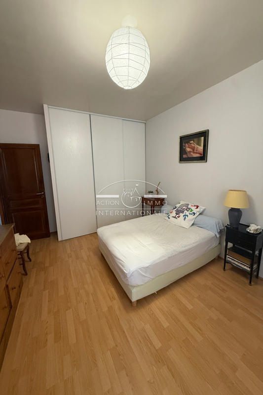 Villa - 208 m² - 4 pièces