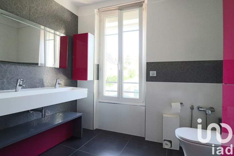 Maison - 195 m² - 6 pièces