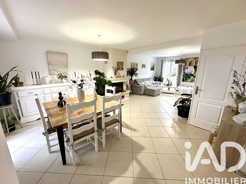 Maison - 135 m² - 6 pièces