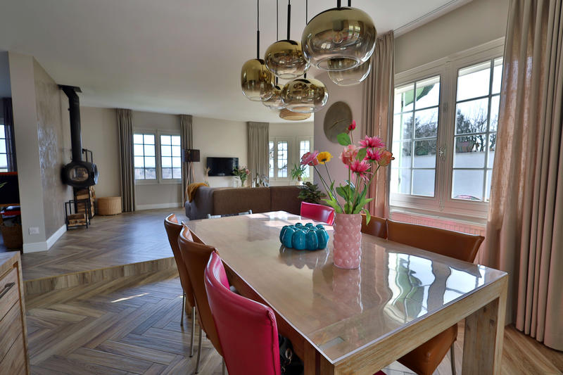 Maison - 168 m² - 6 pièces