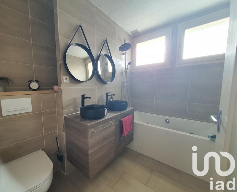 Maison - 95 m² - 7 pièces