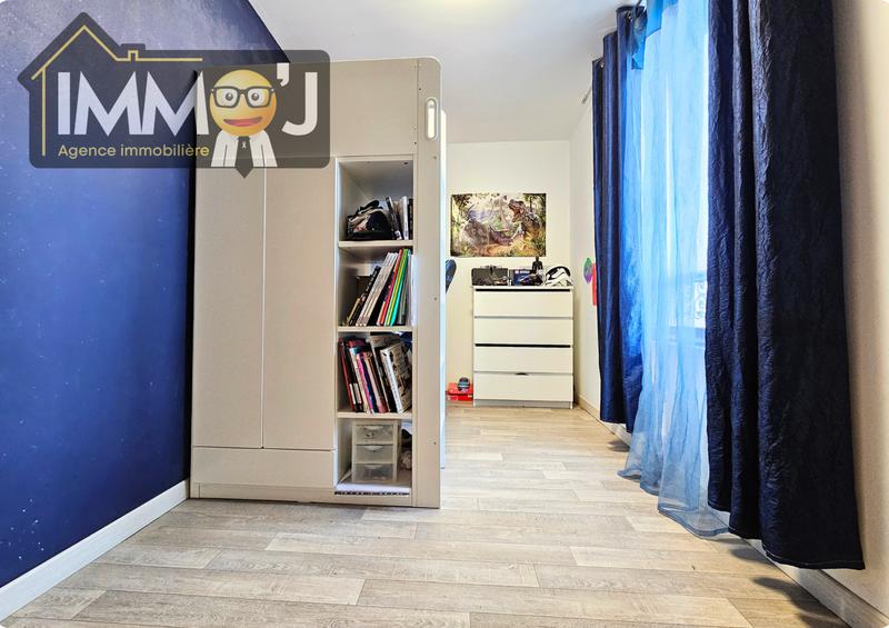 Maison - 95 m² - 6 pièces