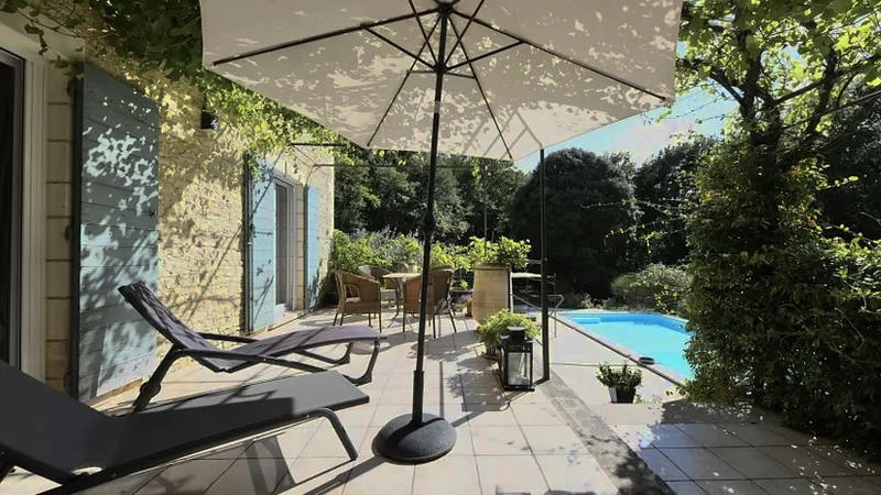 Maison - 288 m² - 6 pièces