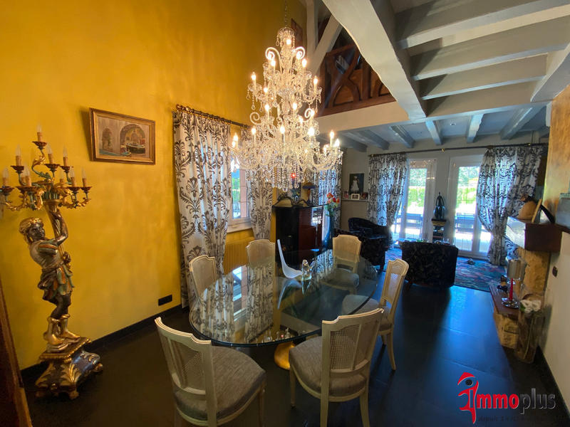 Maison - 165 m² - 7 pièces
