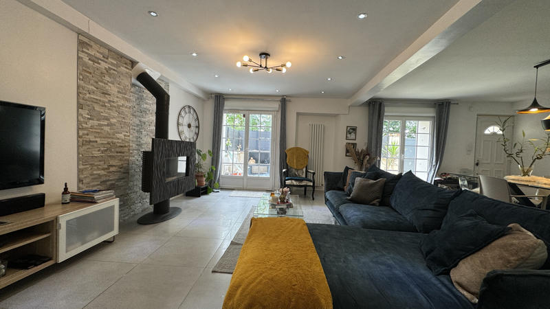 Maison - 110 m² - 4 pièces