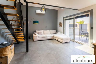 Maison - 92 m² - 5 pièces