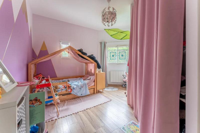 Maison - 140 m² - 5 pièces