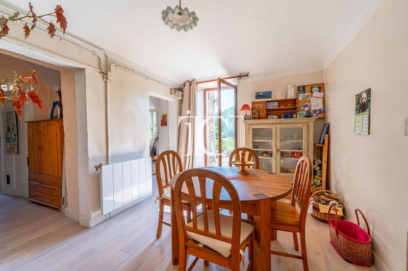 Maison en pierre - 130 m² - 6 pièces