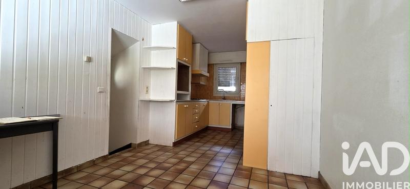 Maison - 220 m² - 11 pièces