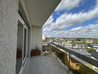 Appartement - 75 m² - 3 pièces