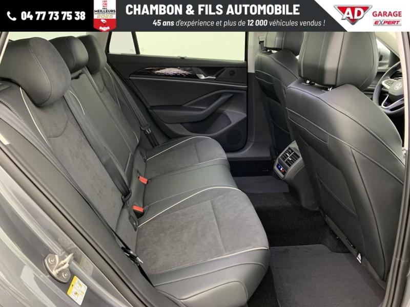 Volkswagen Passat 1.5 eTSI Opf 150 Dsg7 Elegance