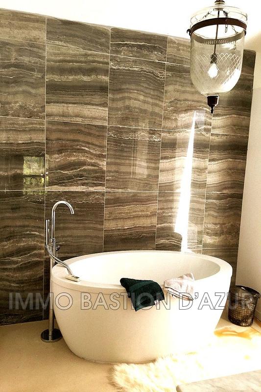 Villa - 194 m² - 6 pièces