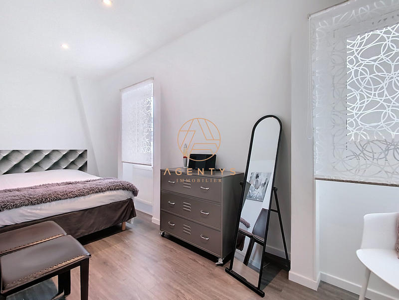 Maison - 87 m² - 6 pièces