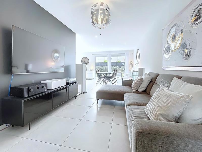 Maison - 103 m² - 5 pièces