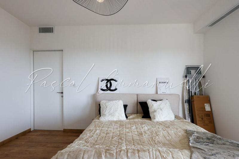 Appartement - 137 m² - 4 pièces