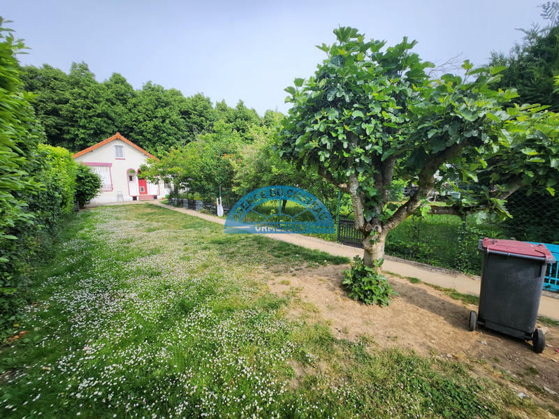 Maison - 658 m² - 3 pièces