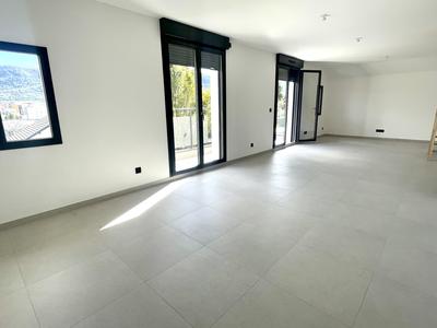 Duplex - 124 m² - 5 pièces