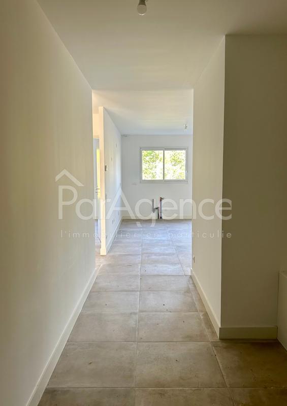 Maison - 122 m² - 4 pièces